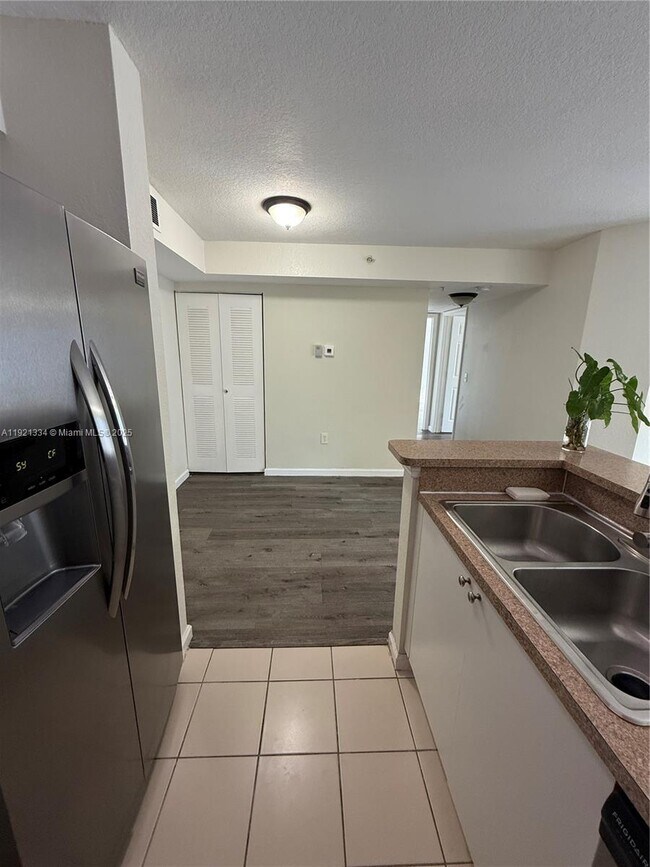 Building Photo - 15422 SW 284th St