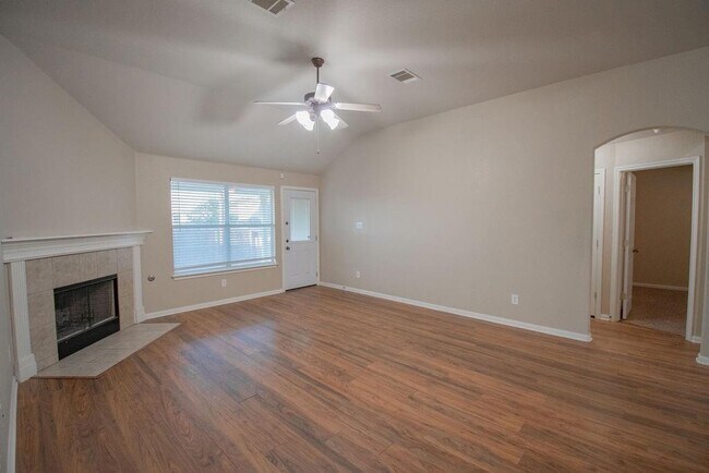 Building Photo - 312 Pheasant Ridge Dr