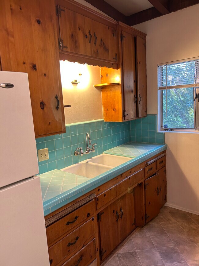 Foto del edificio - 7111 Mohawk St