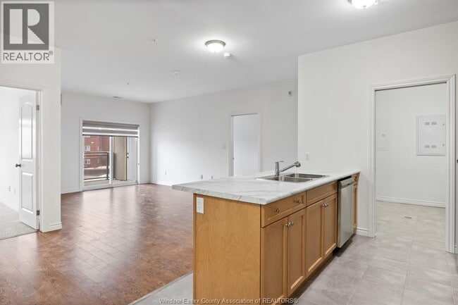 Building Photo - 1888 Westview 207