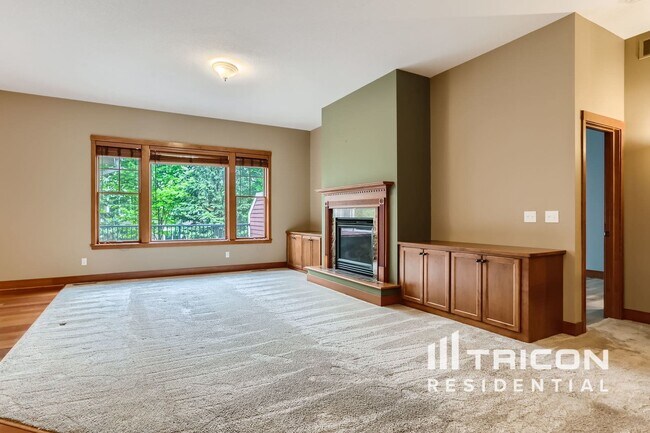 Foto del edificio - 4025 Heritage Ln SE