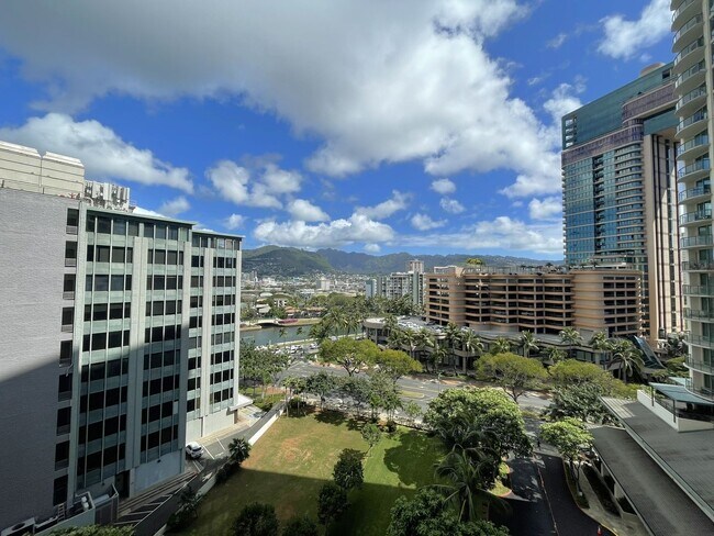 Building Photo - Allure Waikiki, Partly Furnished 2-Bdrm, 2...