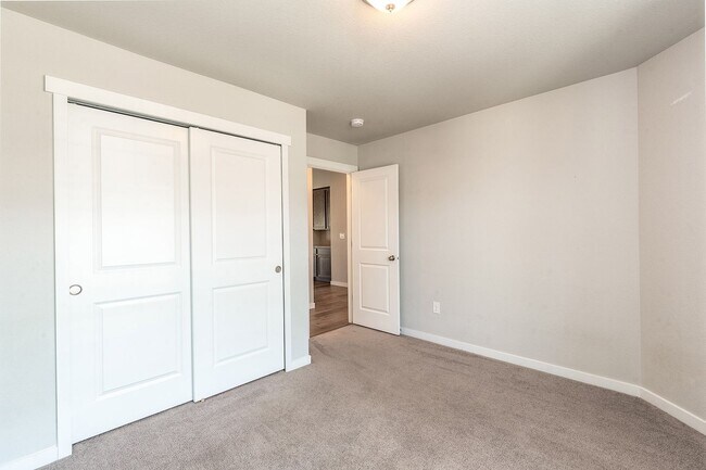 Foto del edificio - Single Family Home for Rent off Powers Corridor