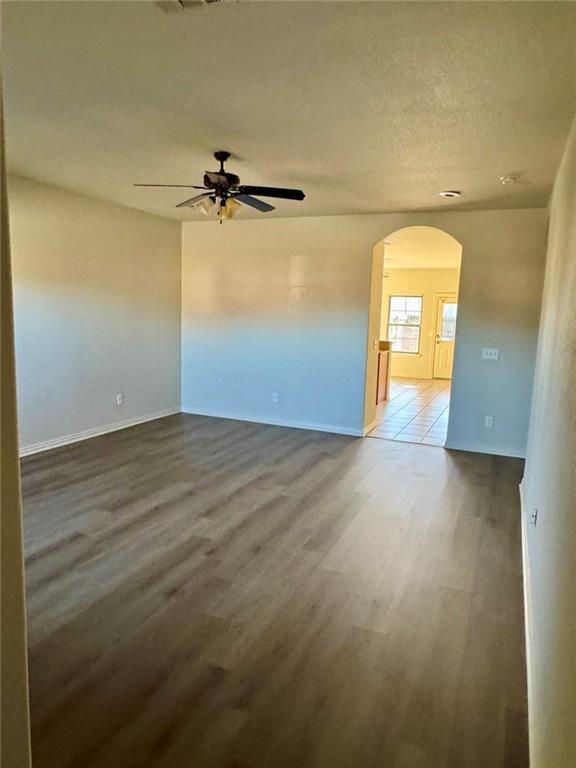 Building Photo - 936 Kensington Dr