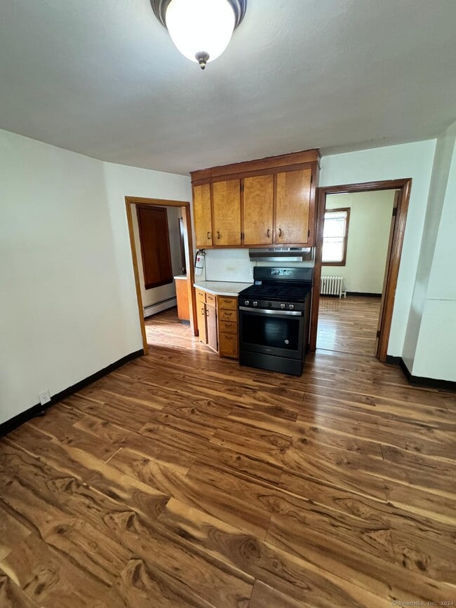 Foto del edificio - 88 Oak St