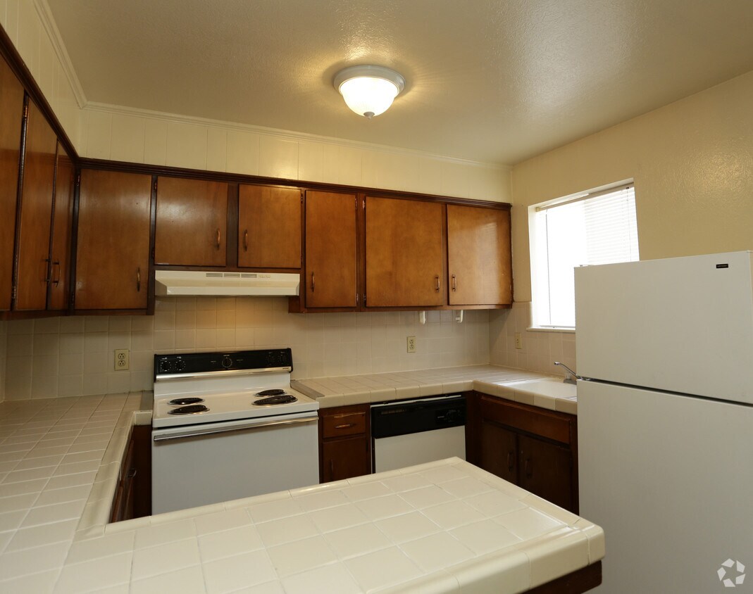 356 Apartment Ct Dr, Baton Rouge, LA 70806