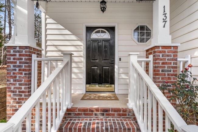 Building Photo - 137 Cricketgrass Dr