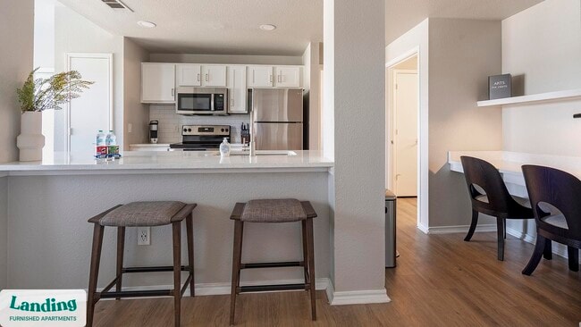 Foto del edificio - 7027 Farm-To-Market Rd 78