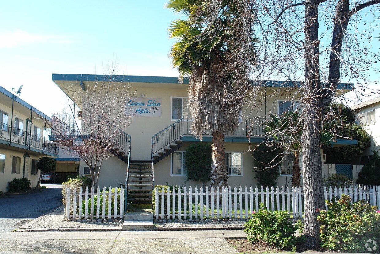 Foto del edificio - 1091 Roewill Dr