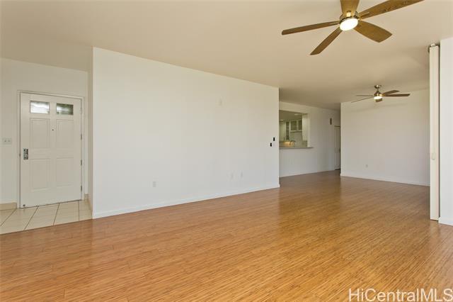Building Photo - 1329 Moanalualani Way