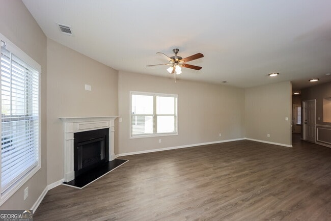 Building Photo - 6494 Splitpine Ct