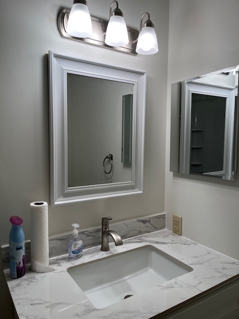 Bathroom - 603 Poplar Ct