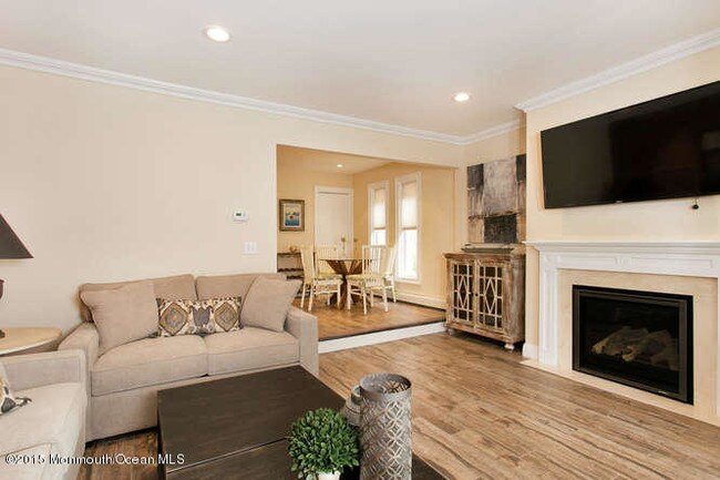 Building Photo - 66 Linden Ct