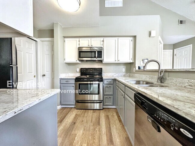 Foto del edificio - 13712 E Lehigh Ave