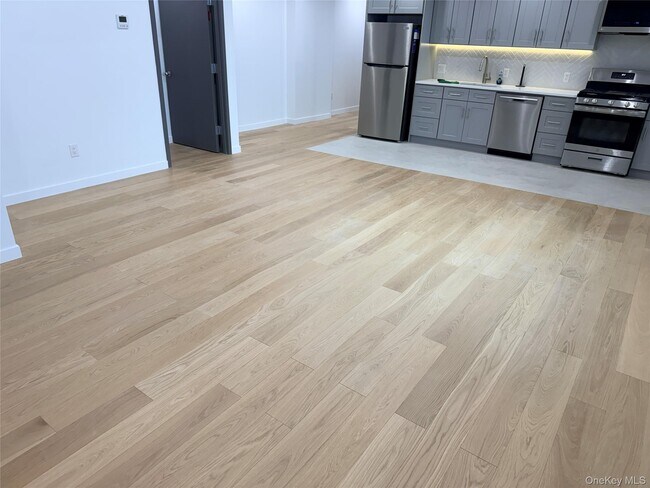 Foto del edificio - 48-23 44th St