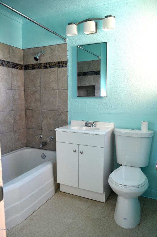 Foto del edificio - 6445 W. Maryland Avenue #7