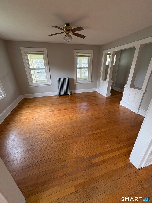 Foto del edificio - 250 Deerfield Rd