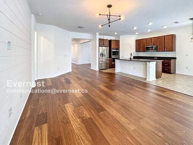 Foto del edificio - 10641 Cardera Dr
