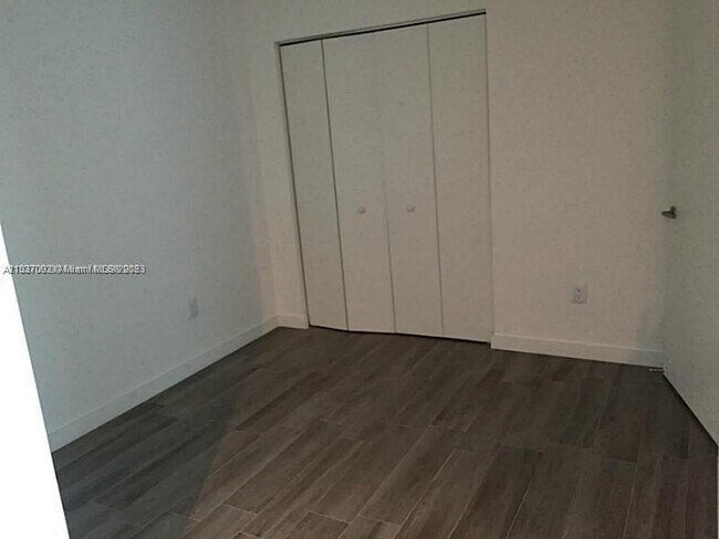 Foto del edificio - 1100 S Miami Ave