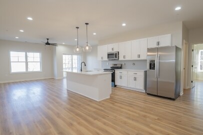 Foto del edificio - 128 Brenleigh Ct