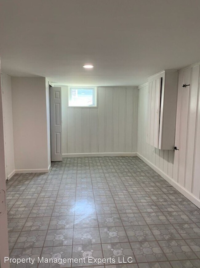 Building Photo - 3225 Nottage Ln