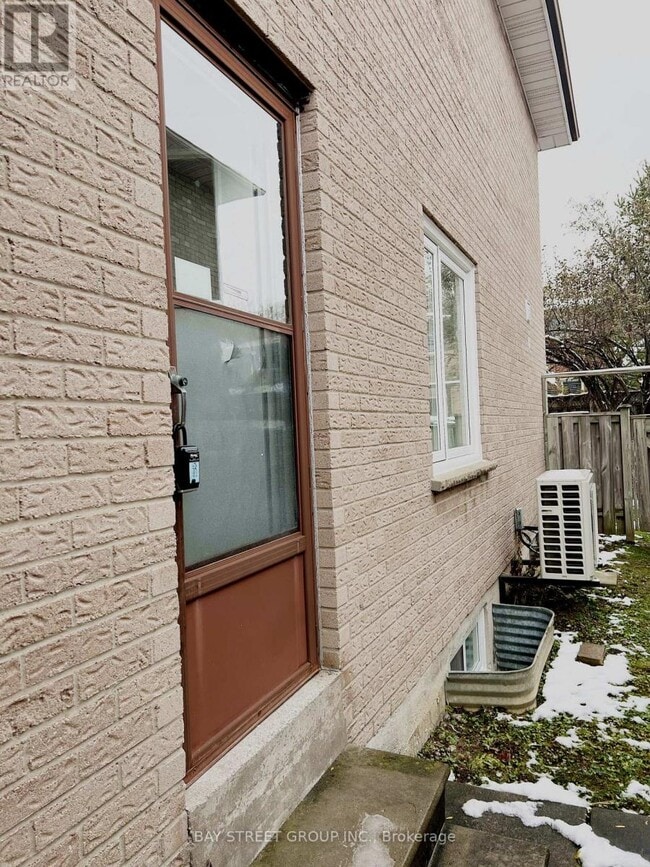 Building Photo - 144 Raymerville Dr