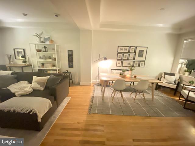 Foto del edificio - 1635 R St NW