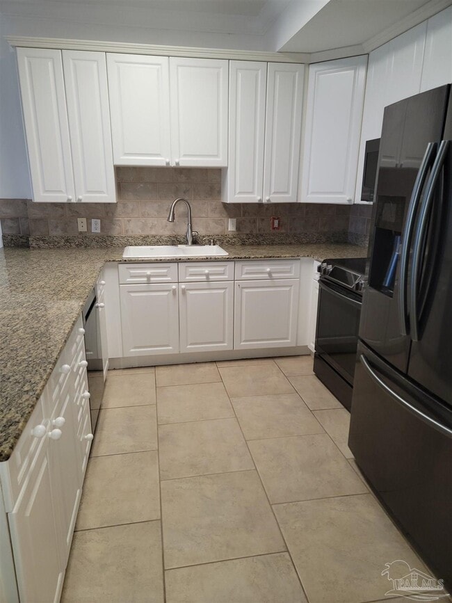 Building Photo - 4050 Indigo Dr