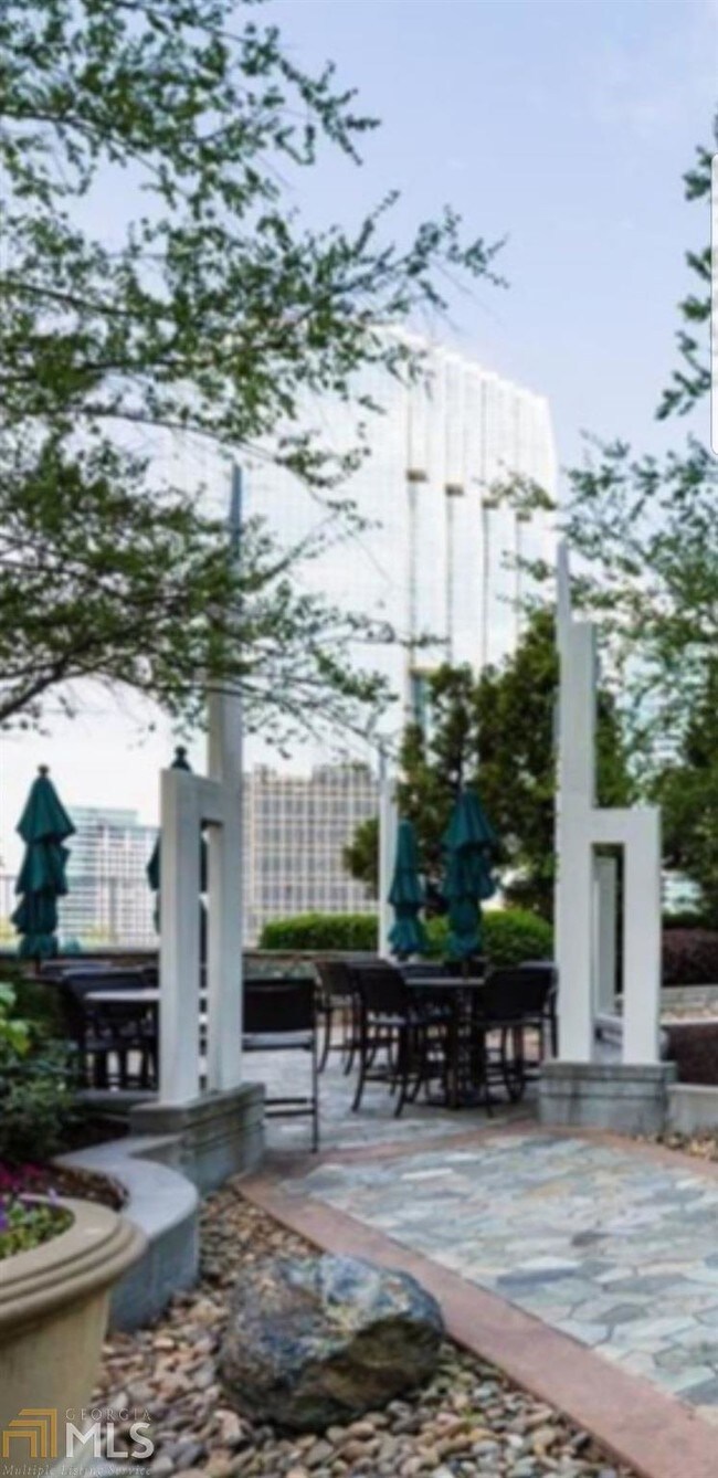 Building Photo - 3324 Peachtree Rd