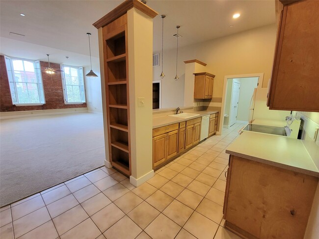 Foto del edificio - 2315 Harborside Dr