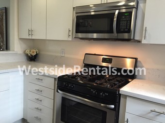 Primary Photo - 16070 W Sunset Blvd