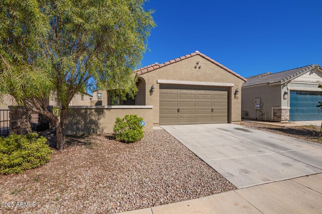 Foto del edificio - 40354 W Sunland Dr