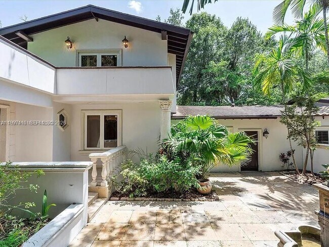 Foto del edificio - 800 SW 12th Ave