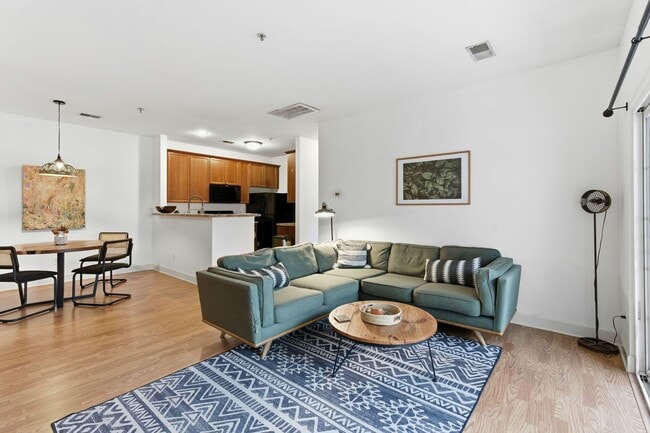 Foto del edificio - 7223 Althorp Way