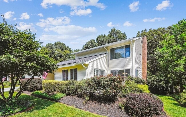 Building Photo - 276 W Meadowland Ln