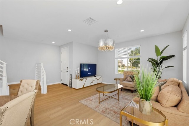 Building Photo - 136 Modjeska