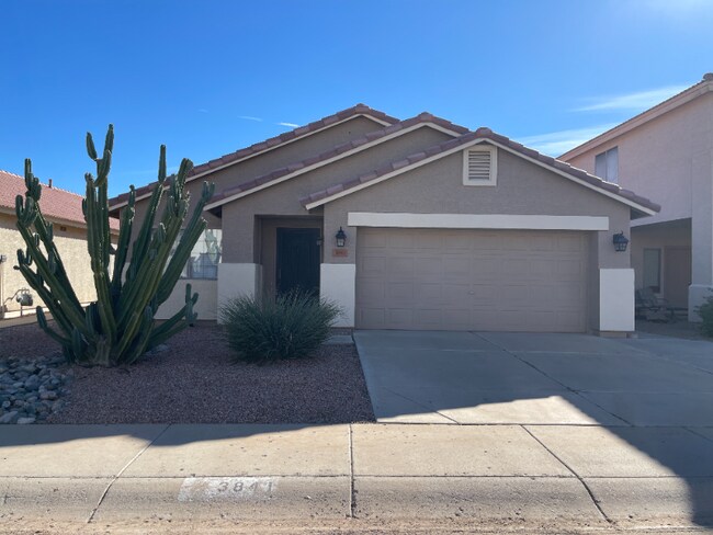 Foto del edificio - 3841 W Fallen Leaf Ln