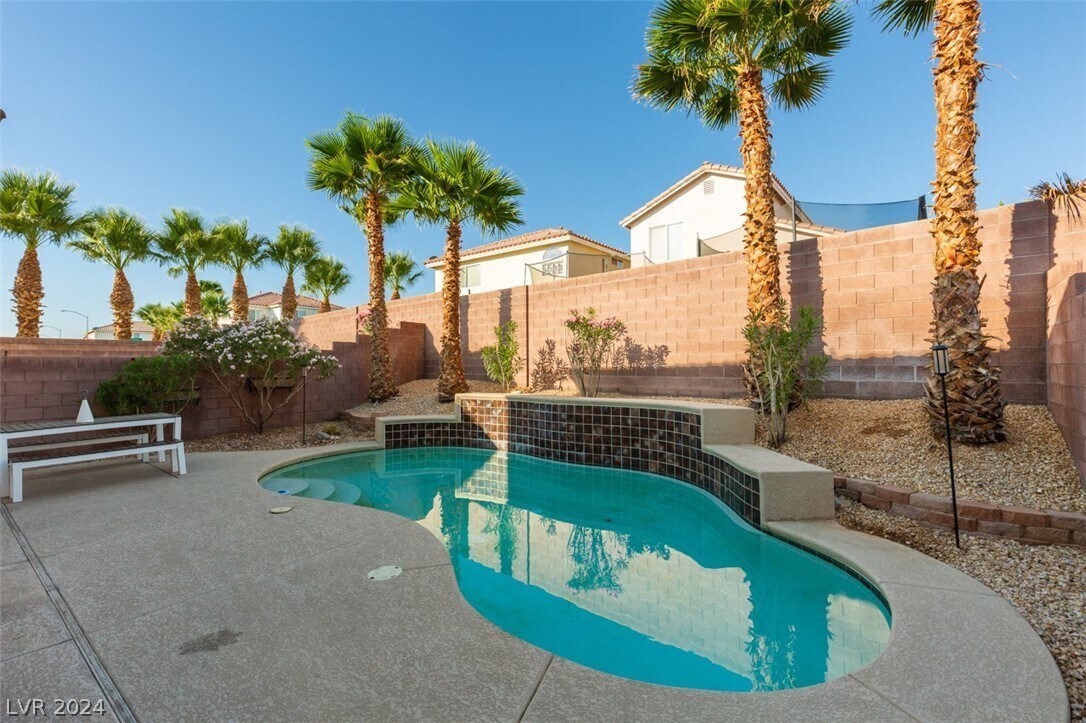 Foto principal - 7659 Ribbon Garland Ct