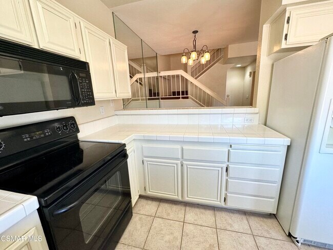 Building Photo - 672 Indian Oak Ln
