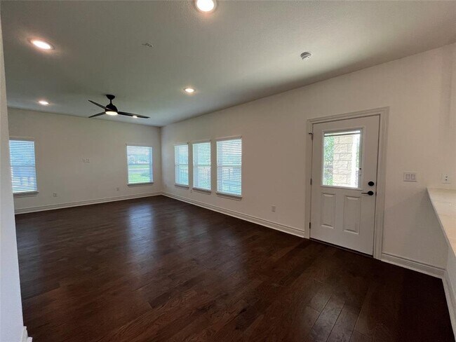 Building Photo - 2105 Tiger Trail