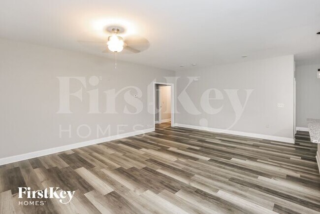 Foto del edificio - 5043 Tuckaseegee Road