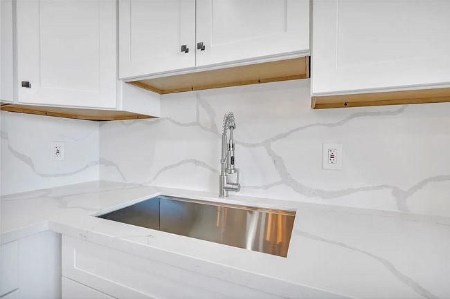 Fregadero de cocina - 299 Tangelo St