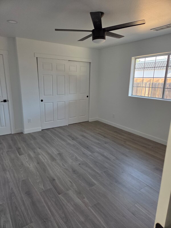 Foto del edificio - 4885 N Arnold Dr