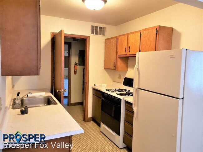 Building Photo - 1 br, 1 bath House - 116 S Eagle St