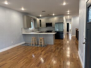 Building Photo - 251 Manhattan Ave