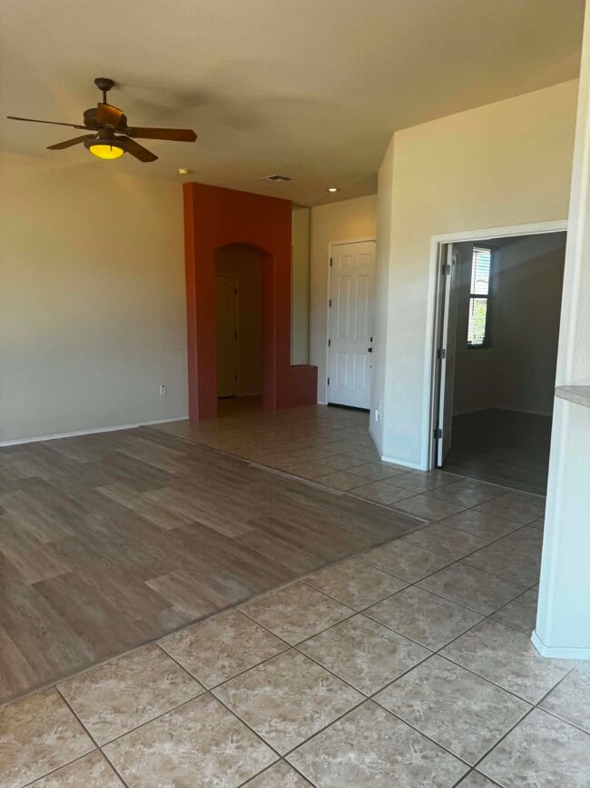 living room looking toward den - 4579 S Camino del Tejon