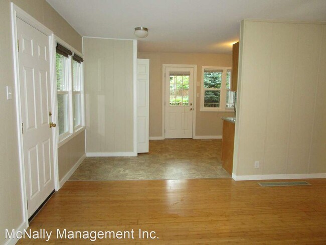 Foto del edificio - 3 br, 1 bath House - 3223 Tarabochia St