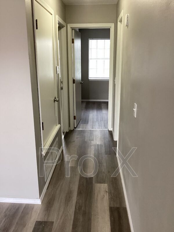 Foto del edificio - 1021 S St Louis Ave