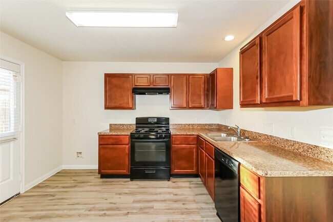 Building Photo - 5563 Amelia Plantation Dr
