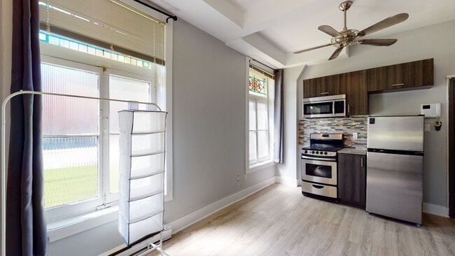 Photo du bâtiment - Laurier Apartments